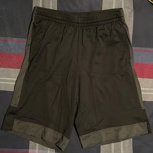 Basketball shorts
